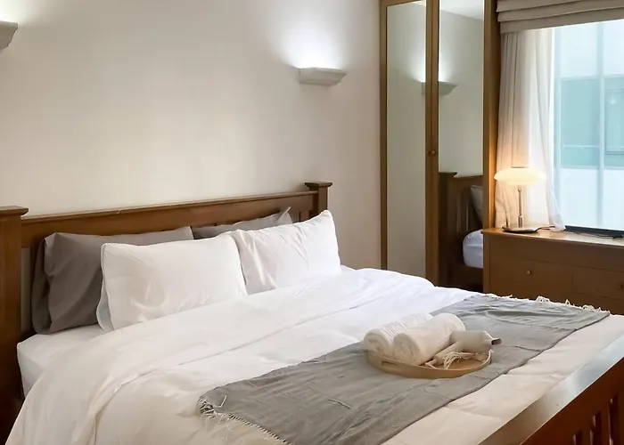 公寓 Luxury Modern 2br 145 Sqm - Bts Asok - Ultra Fast Wifi 曼谷