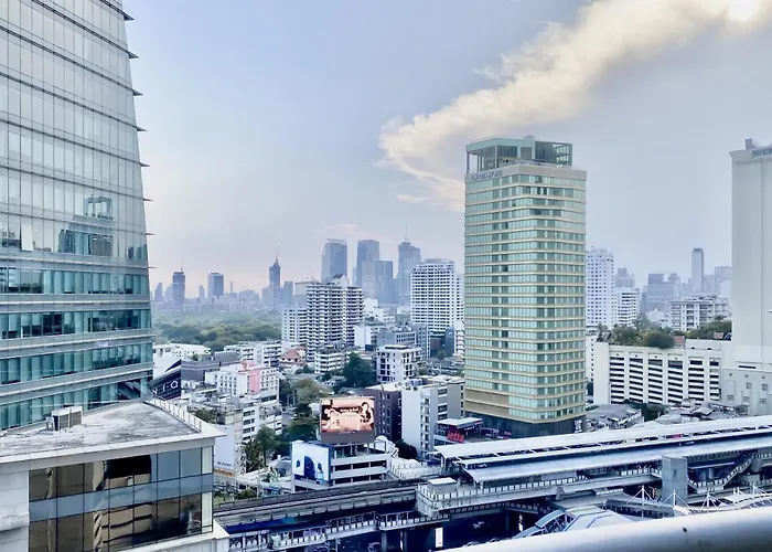 Luxury Modern 2br 145 Sqm - Bts Asok - Ultra Fast Wifi * 曼谷
